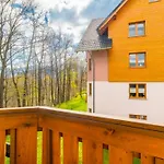 Hello Apartamenty - Lesny Dom